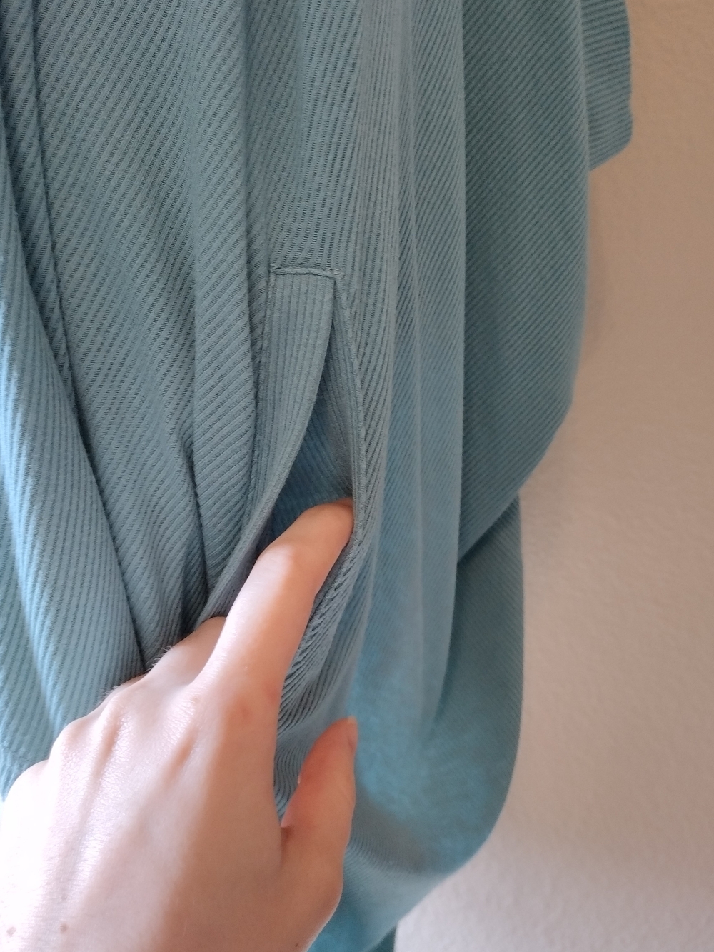 DAVI & DANI Ribbed Cardigan - Picture 6 of 10